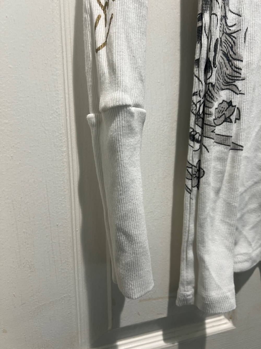 Ed Hardy White Long Sleeve V-Neck Top with Gold, Black and Red Graphics - Picture 5 of 9
